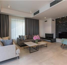 Luxury 5-Bedroom Villa with Sea-Views and Infinity Pool near Dubrovnik – Sleeps 10